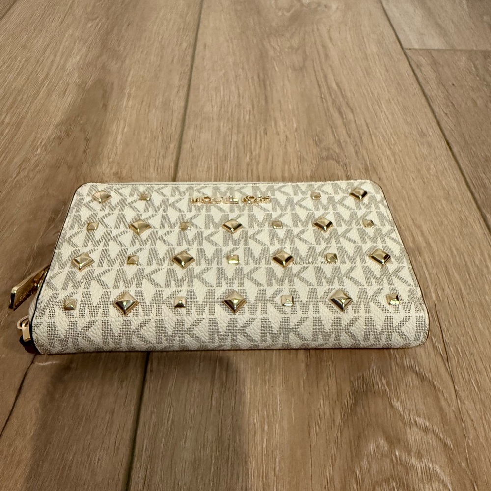Michael Kors jet set travel vanilla